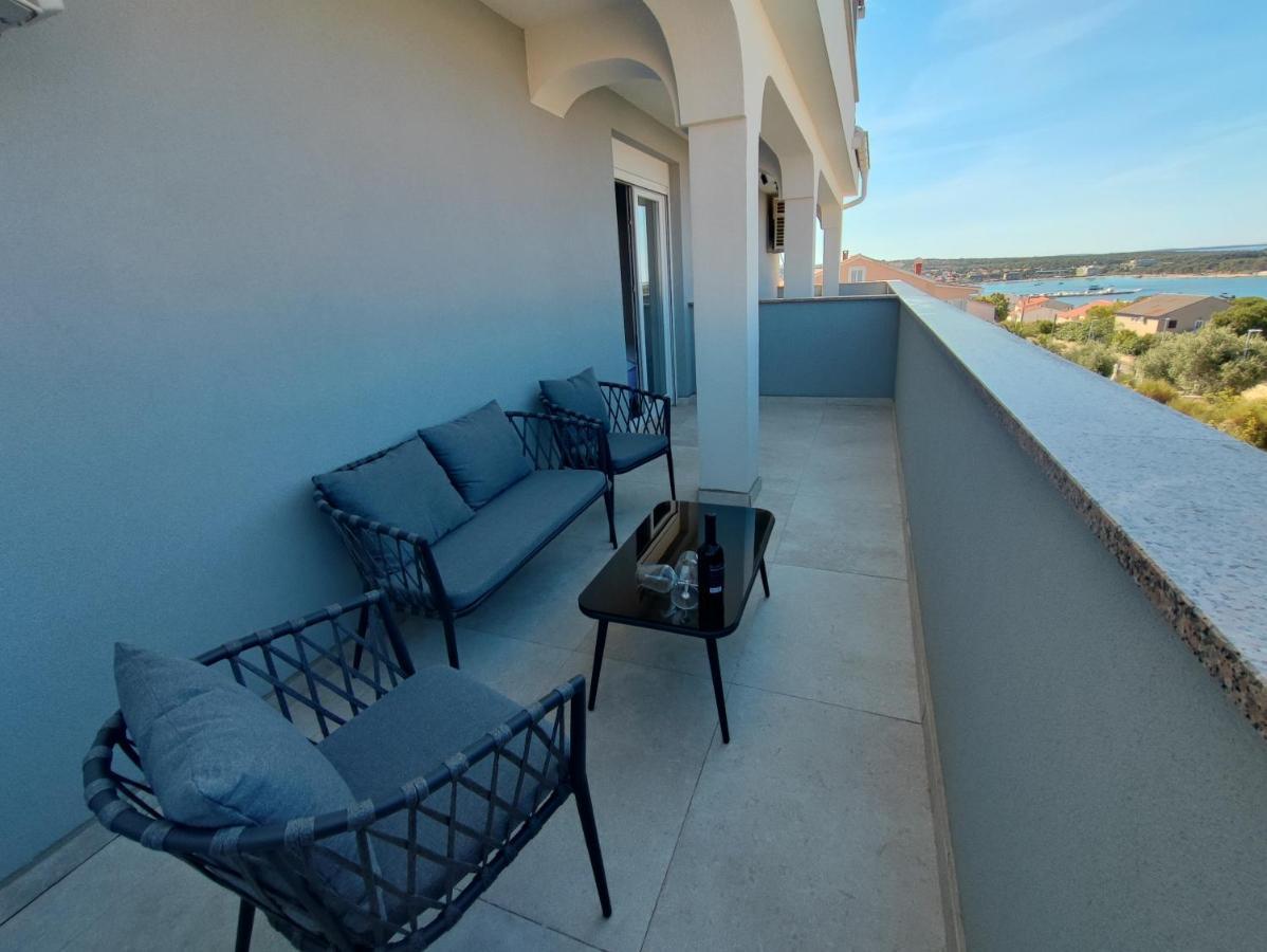 Dali II Apartment Novalja Bagian luar foto