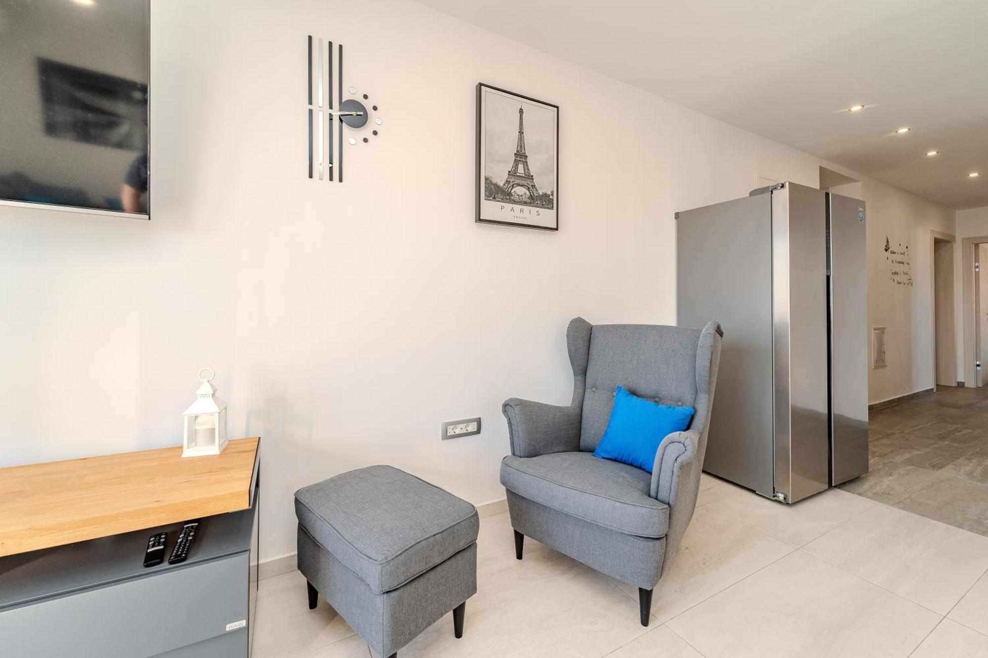 Dali II Apartment Novalja Bagian luar foto