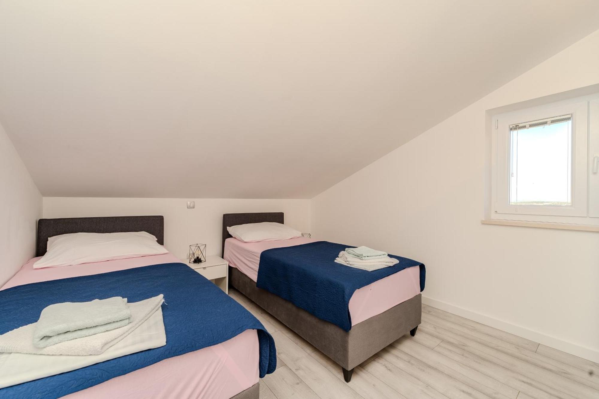 Dali II Apartment Novalja Bagian luar foto