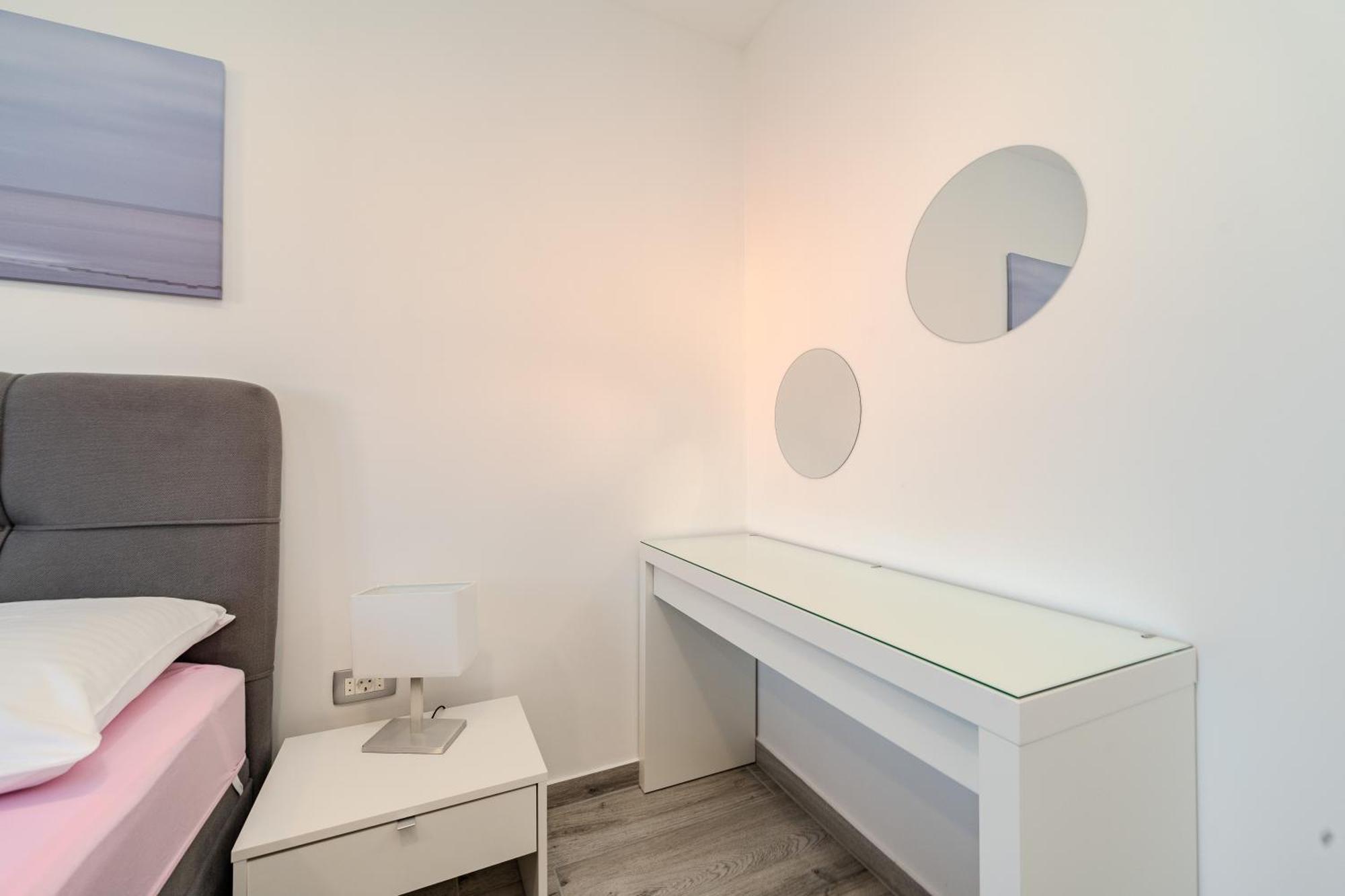 Dali II Apartment Novalja Bagian luar foto