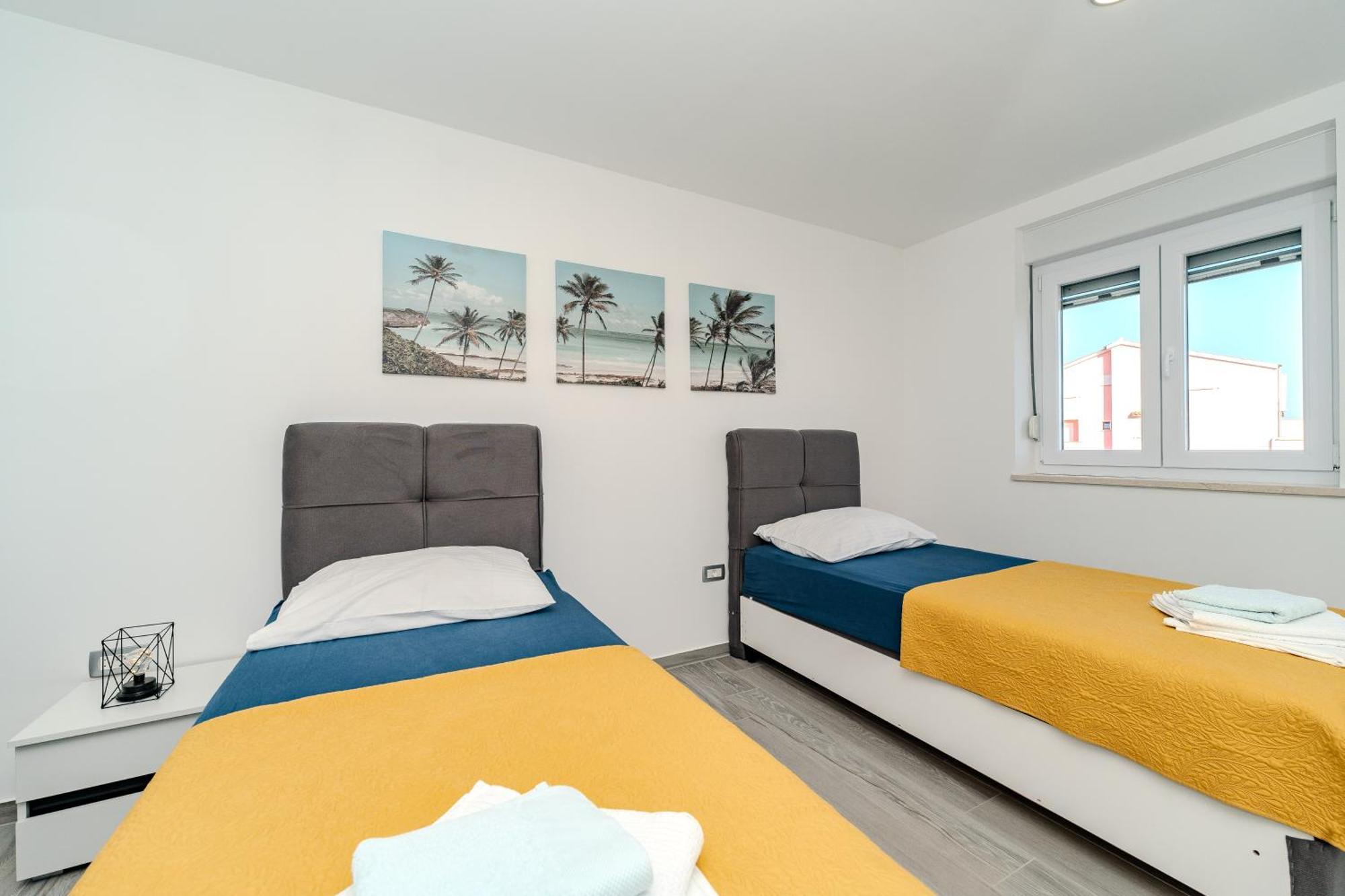 Dali II Apartment Novalja Bagian luar foto