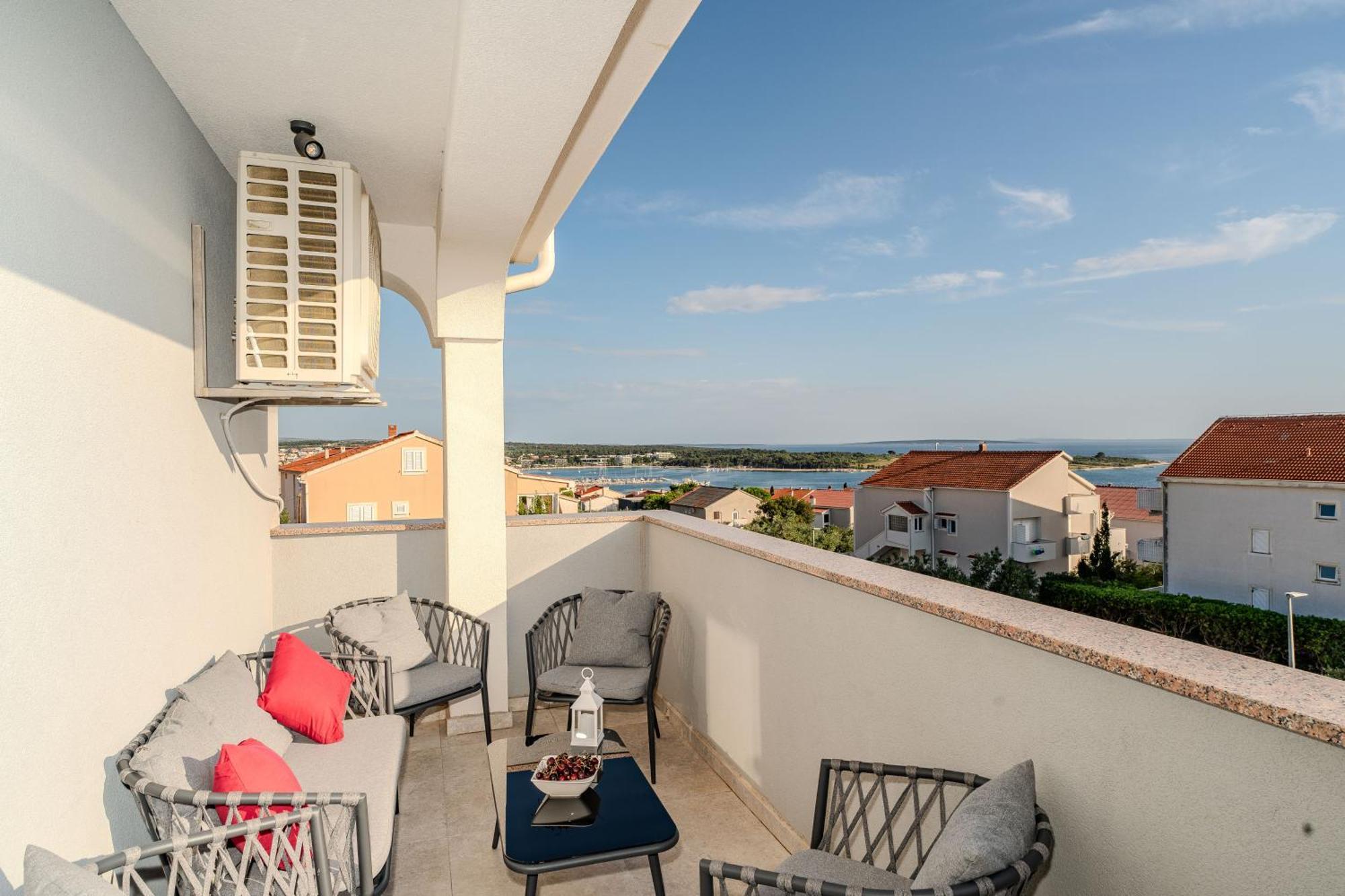 Dali II Apartment Novalja Bagian luar foto